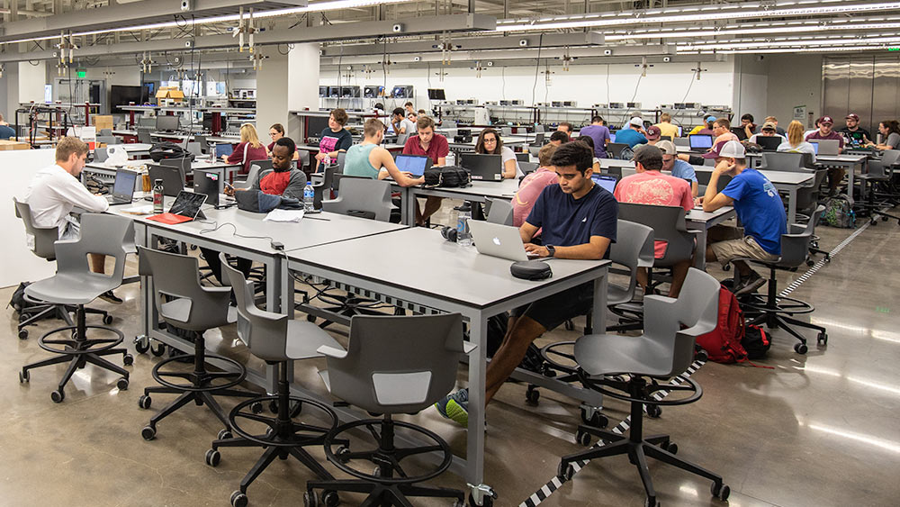 Fischer Engineering Design Center Student Class 18Feb2019 class of students working in design center